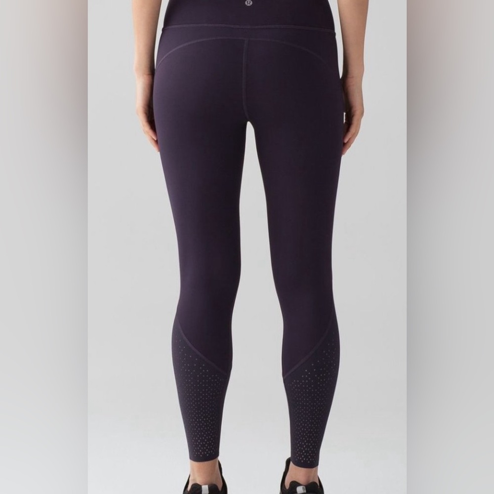 Lululemon athletica “ANEW black grape purple leggings” w cutout ankle accents